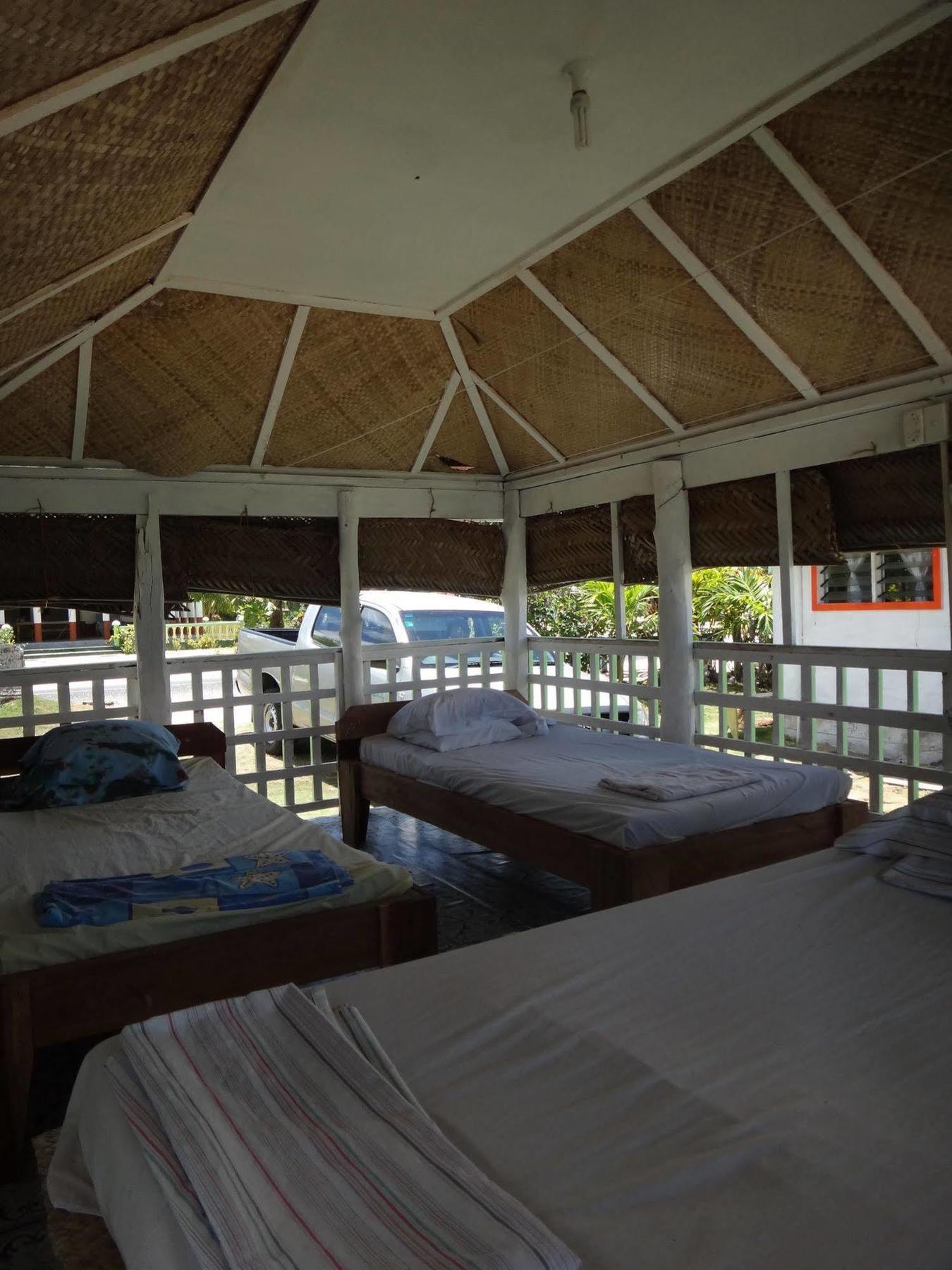 Tailua Beach Fales Manase Екстер'єр фото